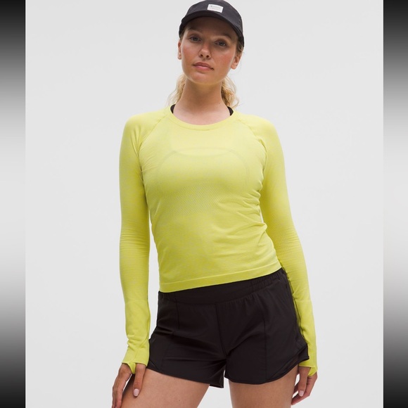 lululemon athletica Tops - Lululemon Swiftly Tech Long Sleeve Crew size 8